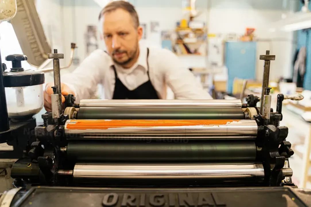 Intaglio and etching print production